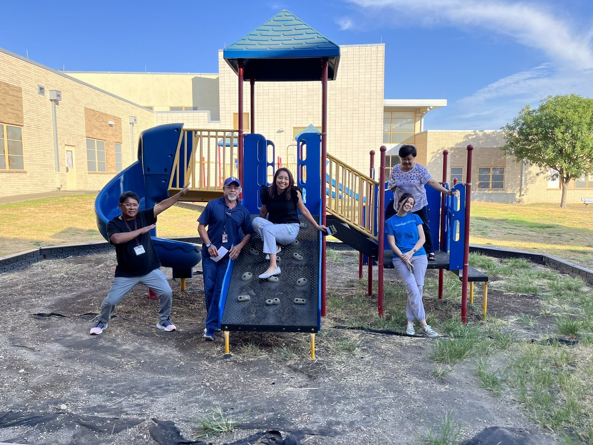 Team Pink at <a href="/JackLoweSrES/">Jack Lowe Sr. ES Personalized Learning Campus</a> #everythinginexcellence