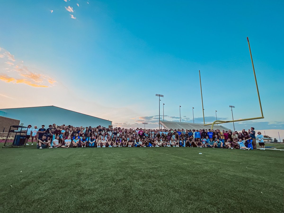 We had a great turnout for Senior Sunrise! Let’s rise, Class of 2024! <a href="/EMSISD/">EMS ISD</a>