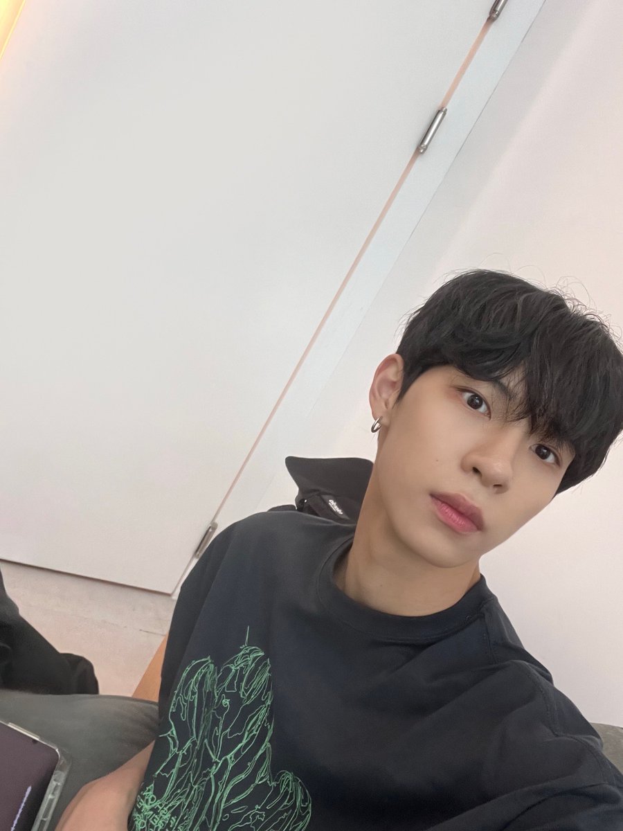 TIOT 티아이오티 tweet media