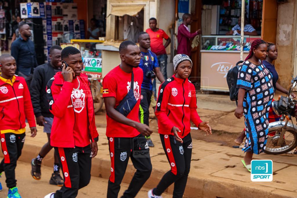 rahmk12's tweet photo. Today Morning, It was pure joy & excitement at KYAMYS, BWAISE as the community welcomed @UgandaBombers’ boxers after their excellent display at the recently concluded #AFBC2023
With 17 representatives, Uganda secured 7 medals (2 silver & 5bronze)..
1/
📸; @NBSportUg | #UBCL https://t.co/YCAS0vggED
