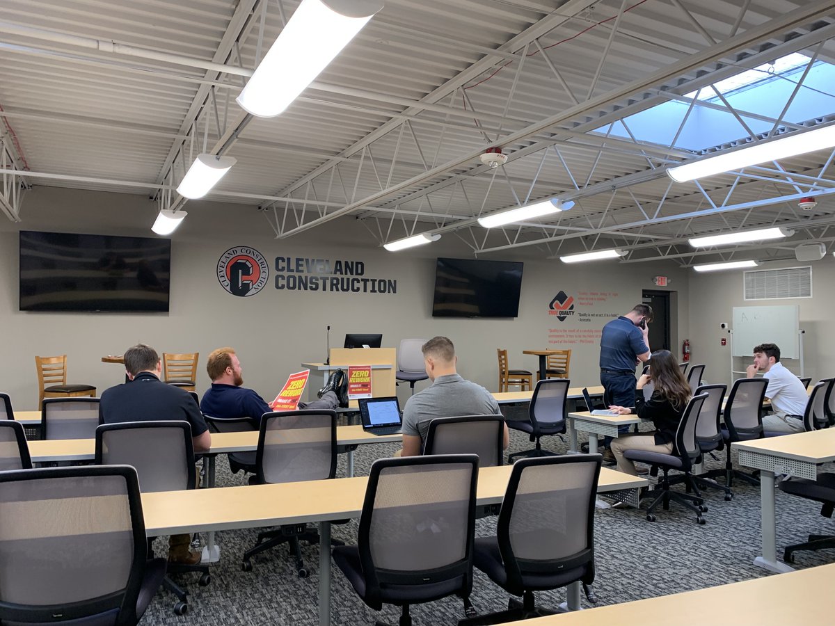 CCI_Contractors's tweet photo. #Week 10 has finally arrived for these Interns. These Interns are getting ready for their #FinalPresentations for a chance to win a #scholarship from Cleveland Construction. ππ #FinalWeek #ConstructionInternship https://t.co/QuJBsw3YCG