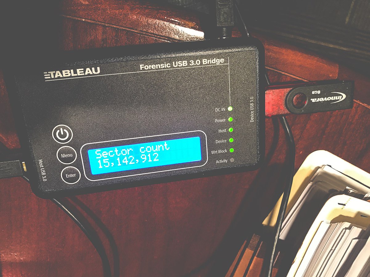 codeartistryio's tweet image. Wanted to try something really off  my chart.
I am so excited to learn USB forensics.😁