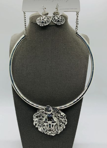 msstylistic16's tweet photo. Lion Pendant Choker
$12.00
https://t.co/N2C5WwKOwI https://t.co/mi8WKZzAVy