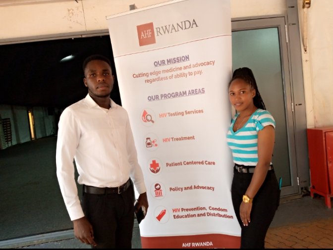 RyvcpC's tweet image. Aka kanya muri Camp kigali hari kubera igikorwa cyo gukangurira urubyiruko rwa Kaminuza w'u Rwanda ishami rya Nyarugenge Campus @urcst kwirinda Virus itera sida n'izindi ndwara zandurira mu mibonano muzabitsina. @ahfrwanda @NyarugengeV