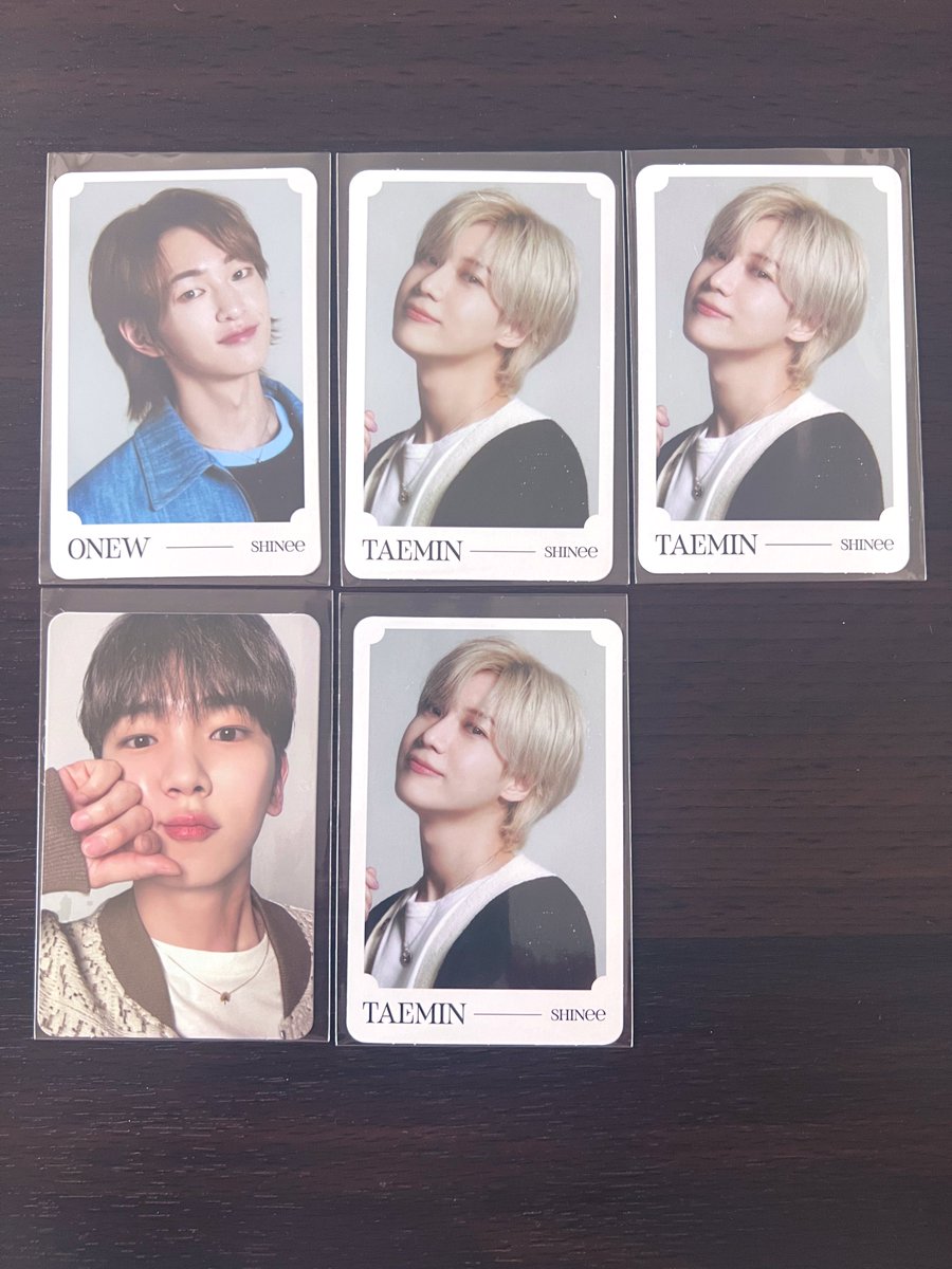 michik5hinee's tweet photo. 【交換お願い���ます】SHINee HARD Everyday is SHINee DAY Piece of SHINE トレカ ポスター 購入特典
譲 1,2枚目 オニュ オンユ キー KEY ミノ ミンホ テミン
求 3,4枚目 キー テミン
すべて異種交換となります。交換方法は相談させてください💎条件合う方はDM、リプライよろしくお願い致します🙇‍♀️ https://t.co/wTgzVDaGTN
