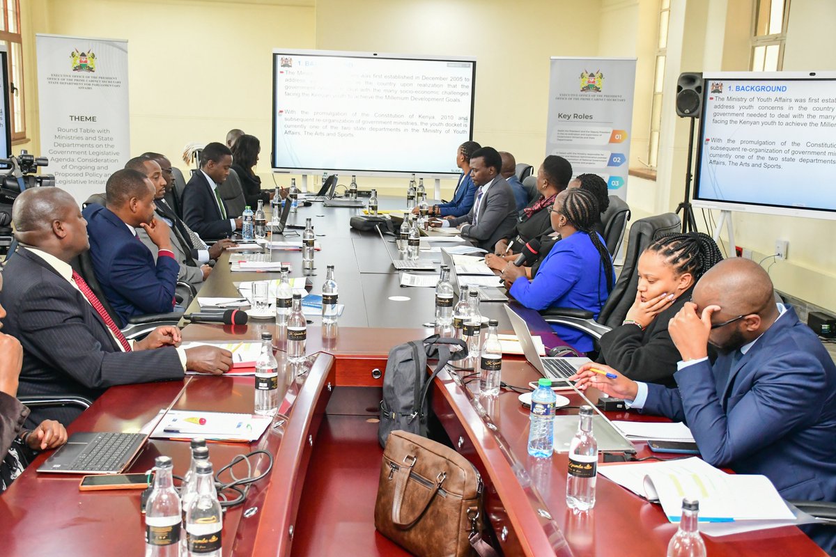SDY_Ke's tweet photo. Happening now! Discussion on the Govt Legislative Agenda (GLA) roundtable Head of Legal Services, Dr. Damaris Ogama representing PS @IsmailMaalim19 on the proposed priority legislative &amp; policy initiatives to the GLA validation panel. @AbabuNamwamba @moyasa_ke @ParlAffairsKE https://t.co/hd664kVRR7