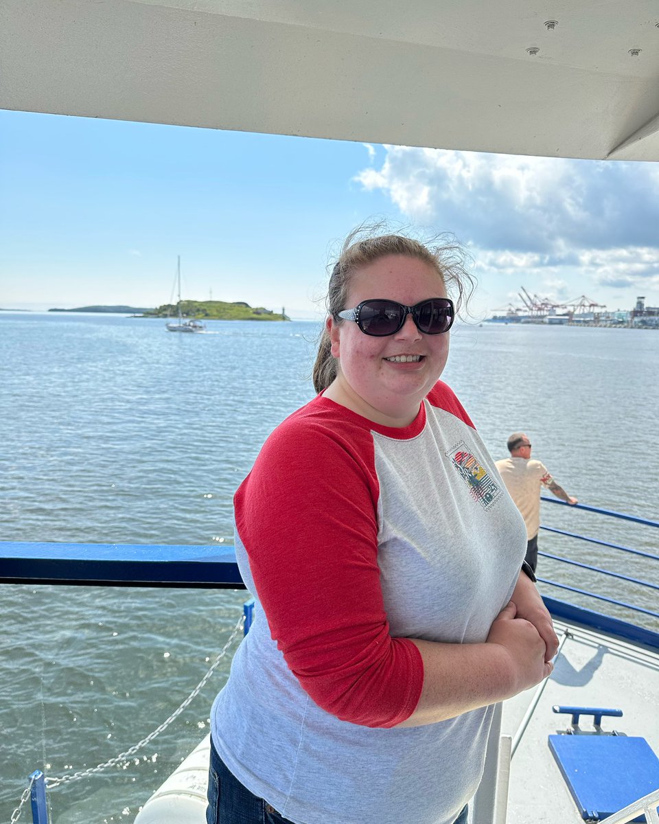 Beautiful day for a boat ride to the island with @AmbassatoursHFX 🛥️ Always wanted to check out the tunnels on George’s Island so was nice to visit it on the weekend 

🔹 Boat to George’s Island ✅ 08.06.23 #S2R23 #discoverhalifax #visitnovascotia #adventuresofansgirl