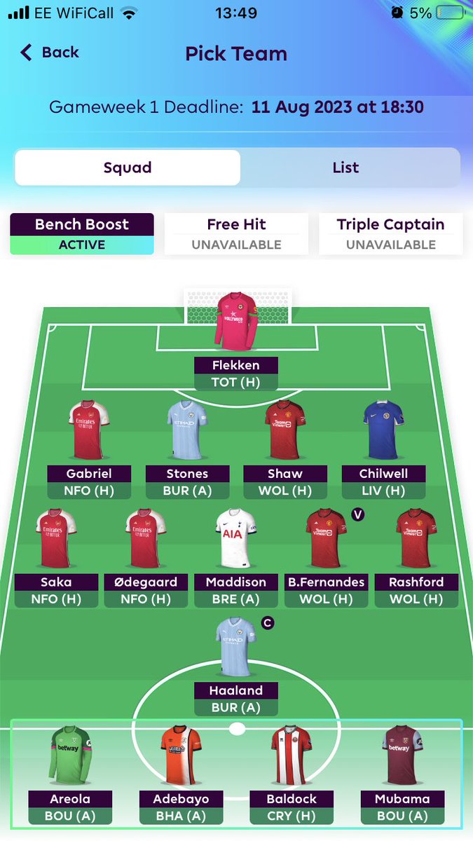 MrJTindale's tweet photo. @LetsTalk_FPL 0.5m itb. Thinking of dropping down Maddison to a 6.5 but don’t overly trust any strikers to the point I’d effectively use the money. Midfielders are going to score the most points so spend the money there. Defenders are better than strikers so 4-5-1 it is. https://t.co/Glk1eqC2Cf