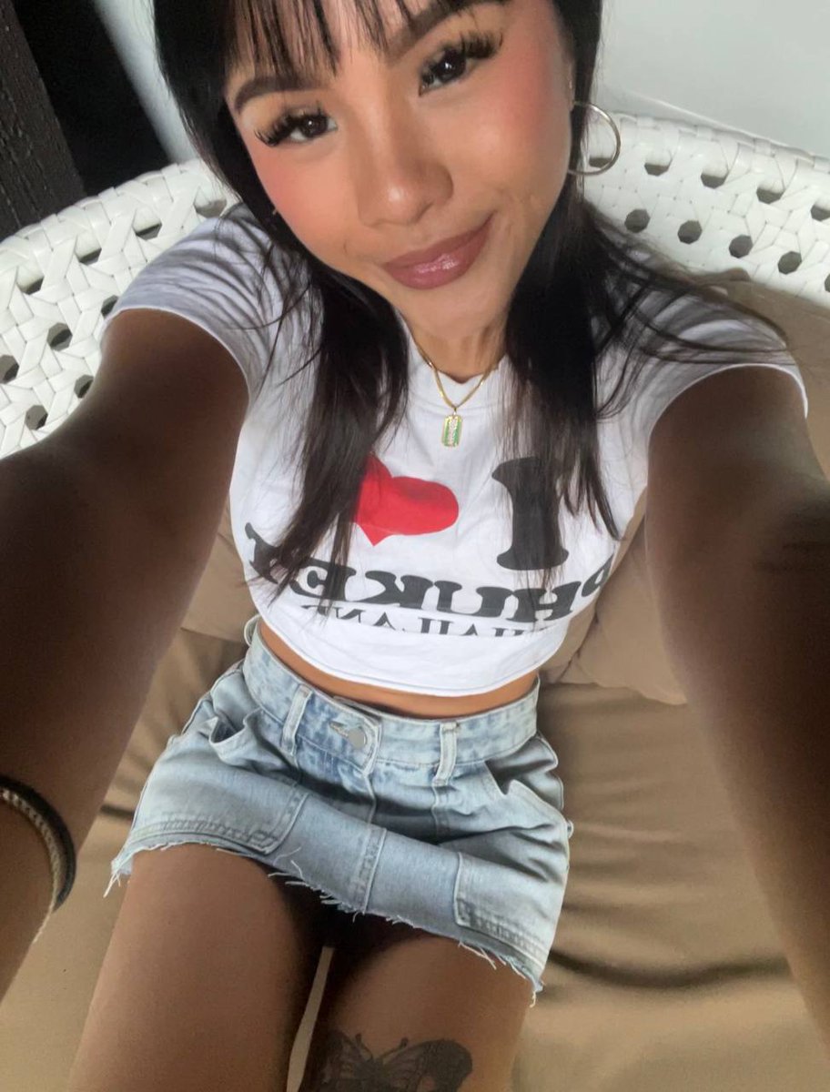 KaiaKacey's tweet photo. I wanna make new friends :) https://t.co/5X2GInUEQG