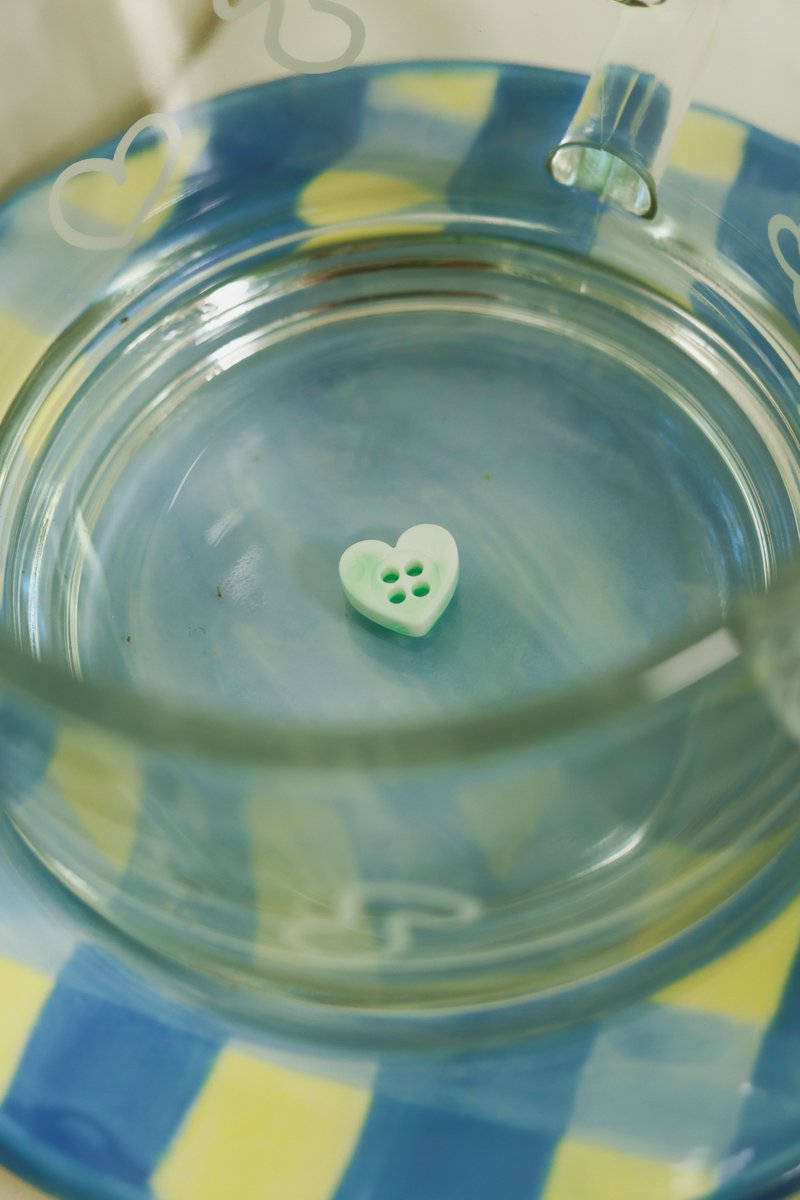 ♪ ✤ ♫ ✤
럭키드로우 수령폼

08 . 09 - 08 . 15
🔗forms.gle/gepBcUPX9YqfvW…

현장에 방문하신 분들 중 럭키드로우에 당첨되셨으나 현장에서 수령하지 못한 분들을 위한 수령폼입니다 💚
물품명 옆에 본명+번호 뒷자리 4개를 적어 인증 폼에 업로드 해주세요!