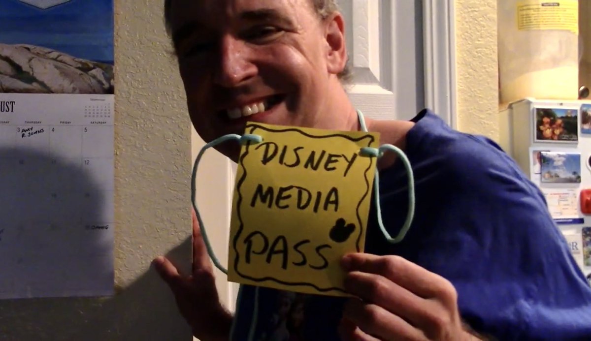 RobWieska3's tweet photo. It’s Joeysworld:  🎃 Halloween in August? Only at Disney https://t.co/WHKcZGyDkD via @YouTube #JoeyRocks @Joeysbestbud1 https://t.co/Jb5kKC3oNf