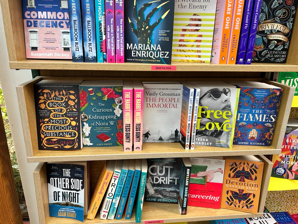 saracategreen's tweet photo. Such a thrill to see my debut #TheCuriousKidnappingofNoraW in so many of the bookshops in Bucks/Beds/Herts where I grew up. Thanks to the local #TeamNora for helping spread the word. Support your local indie - #NoraW is available to order on Hive: 
https://t.co/DdQD6QoS31 https://t.co/aY1fTY7MiO
