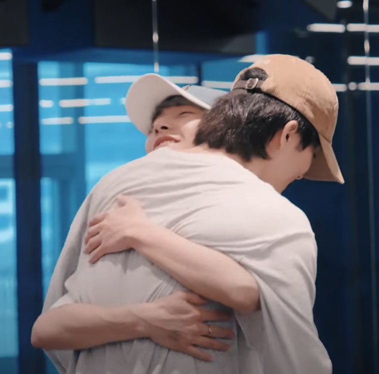 พี่คนโปรดกับความน่ารักของวง ตลอดไป