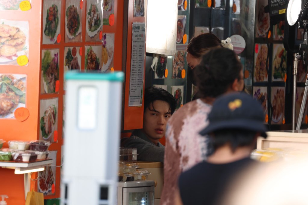 maswettiemtw's tweet image. หิวหรือง่วง ไหนบอกแม่