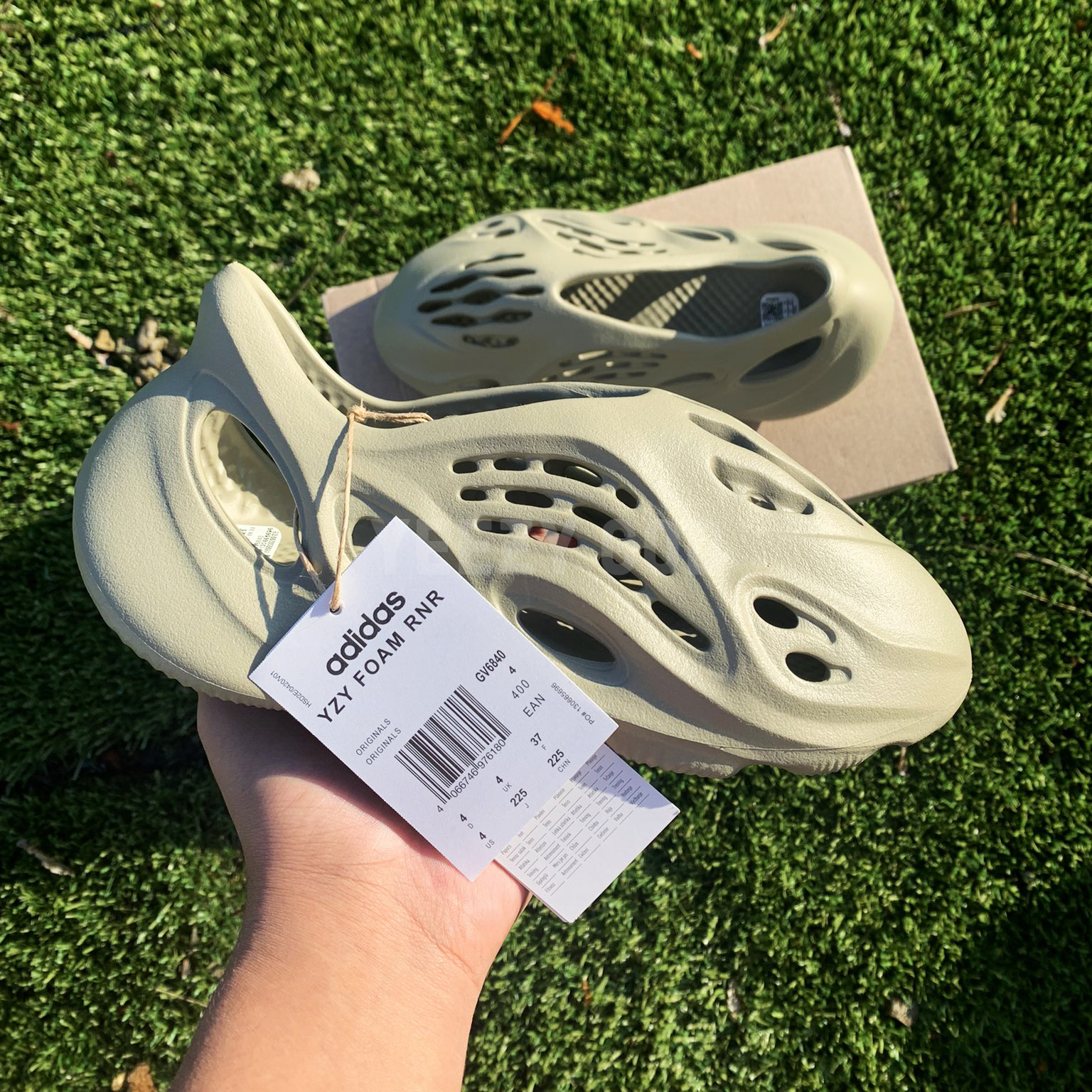 Adidas yeezy green 400 top
