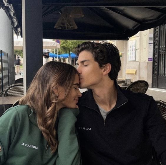 Forehead kisses 🥺
