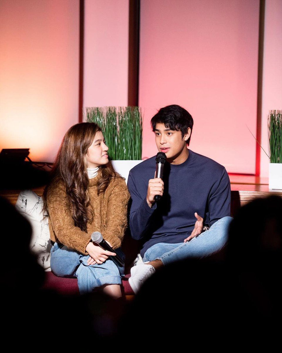 FangirlofDB's tweet photo. Admiring each other is their thing #donbelle<3 https://t.co/I5Nq1cDqtG