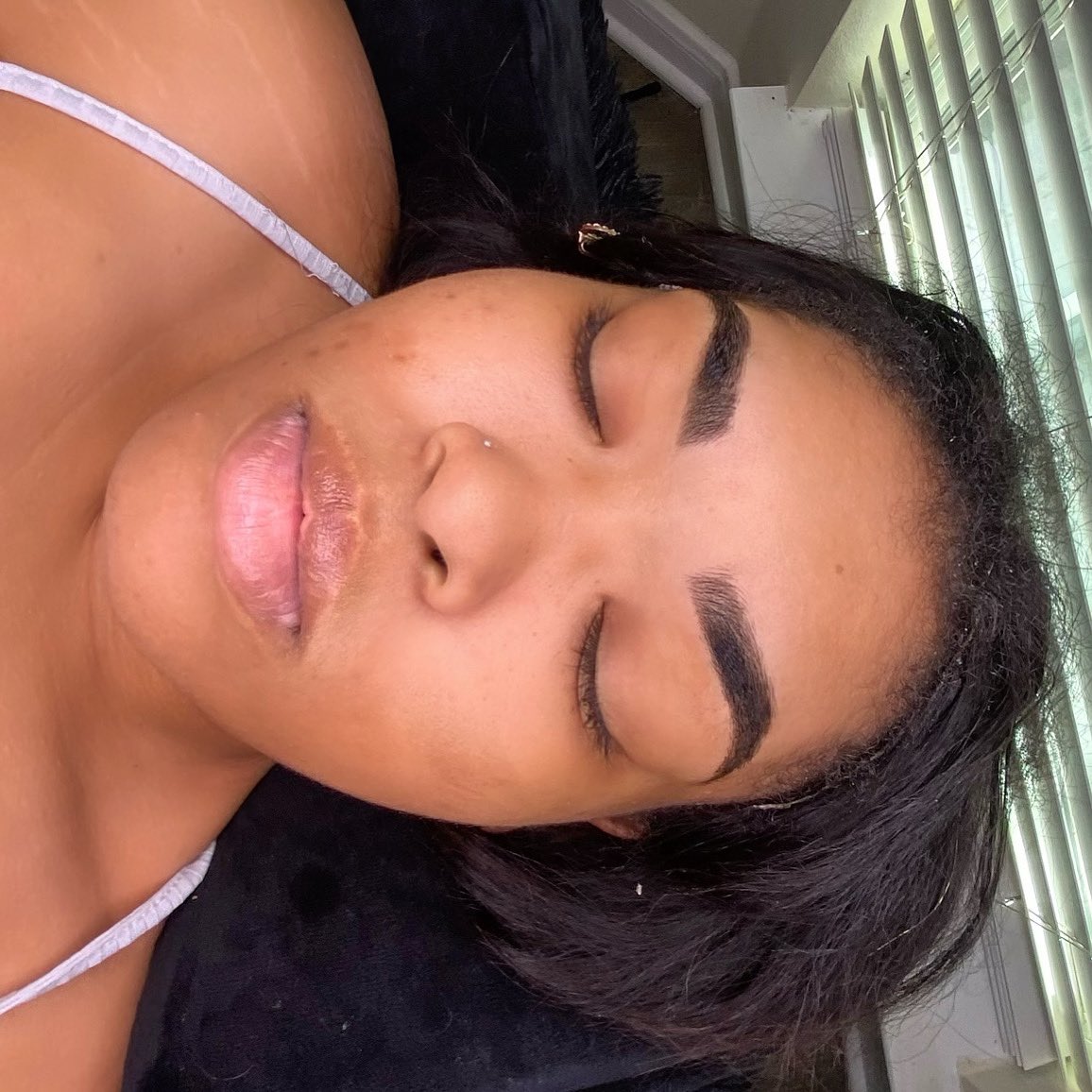 Brows can make or break a face💗 and our brows last 2-3 weeks! Come lay down on my table before school🥰 #pvamu & #TSU students receive $10 OFF ‼️

#pvamu24 #pvamu27 #WhosWhoPVAMU #tsu24