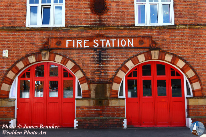 Red #doors of the historic fire station building in #Tonbridge  #Kent, available as #prints and on #gifts here, FREE SHIPPING in UK:  lens2print.co.uk/imageview.asp?…
 #AYearForArt #BuyIntoArt #FindArtThisSummer #reds #firestation #doorways #historicbuildings #landmark #historicbuilding