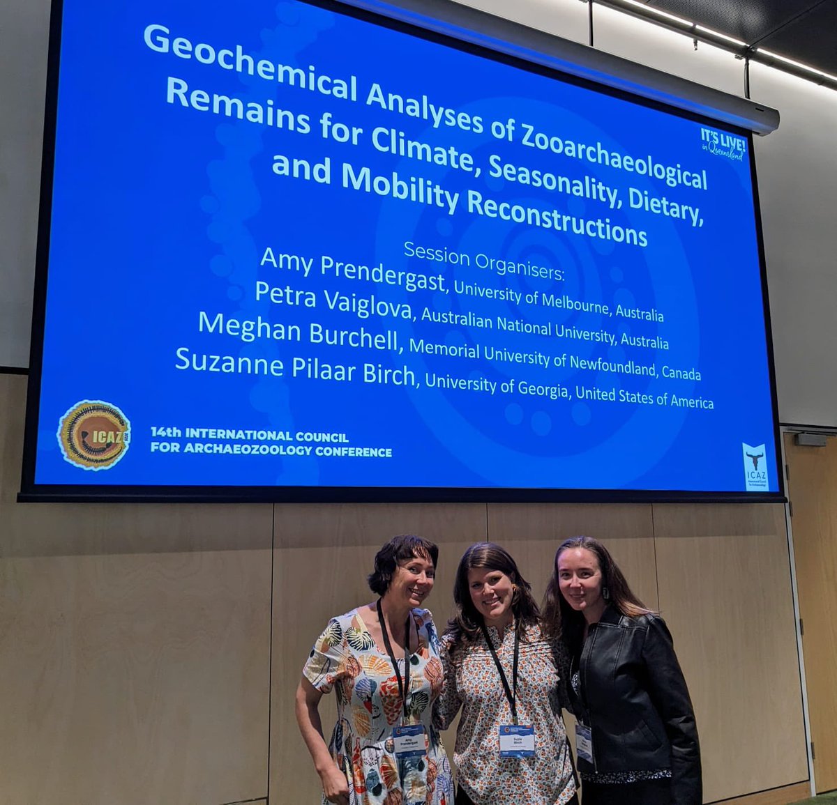 We had a fantastic all day session today <a href="/icaz2023/">ICAZ2023</a> on “Geochemical analysis of zooarchaeological remains” with a bumper line up of talks on shells, teeth, and otoliths. Convened with the isotope dream team @petra_vaiglova, @suzie_birch, and @MeghanBurchell (in absentia) 🐚🦷🐟