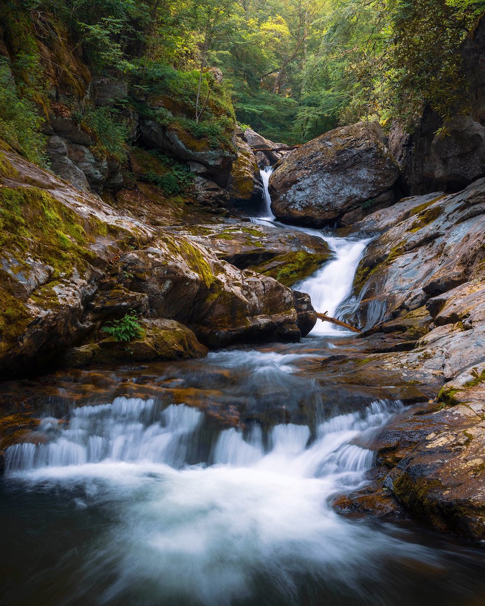 TMSkyHumPhoto's tweet image. Happy #waterfallwednesday . #landscapephotography #Waterfall #photography #Nature