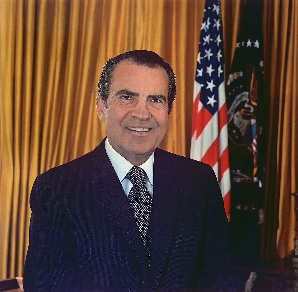 1adaypolfacts's tweet photo. On August 9th, 1974, President Richard Nixon resigned from office following the Watergate scandal, marking a historic moment in American politics. #ThisDayinHistory #PoliticalHistory https://t.co/nqCr929auq