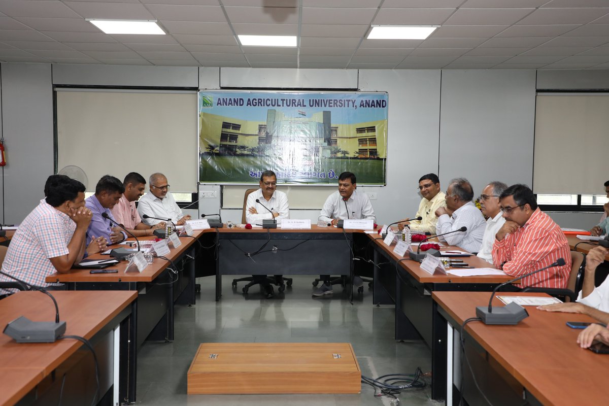 NahepCaast's tweet photo. The plenary function of the certificate course "Statistical Analysis using R Software" was held in the august presence of, Hon’ble Vice Chancellor Dr. K B Kathiria , , Hon’ble Vice Chancellor – Saurashta University Dr. Girish Bhimani and other dignitaries. https://t.co/yGqgZmLl18