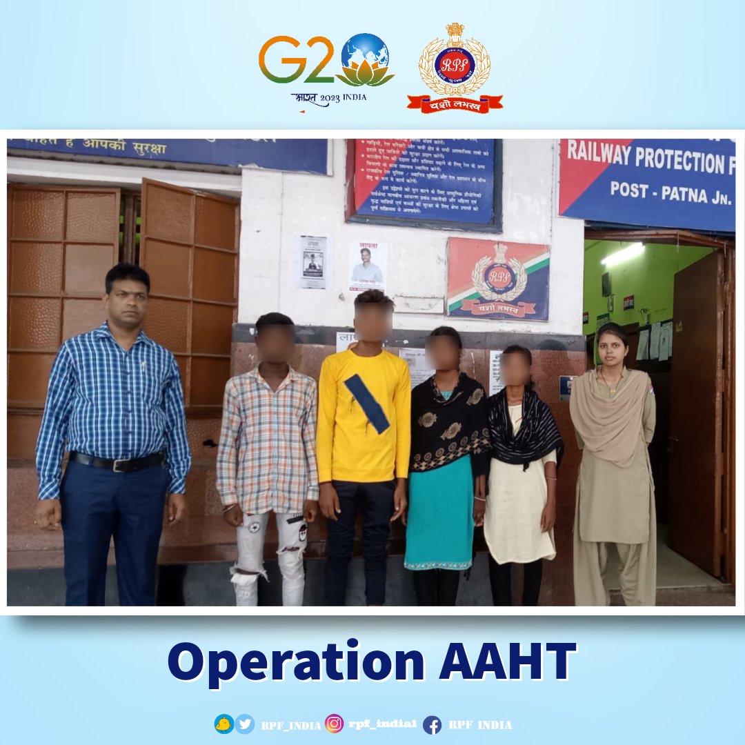 Relentless fight against Human Trafficking by @RPF_INDIA. #RPF Patna nabbed one trafficker & rescued three young ones from falling victims to the heinous crime. If you suspect a child is being trafficked through Railways, #Dial139 or alert any #RPF personnel. #OperationAAHT