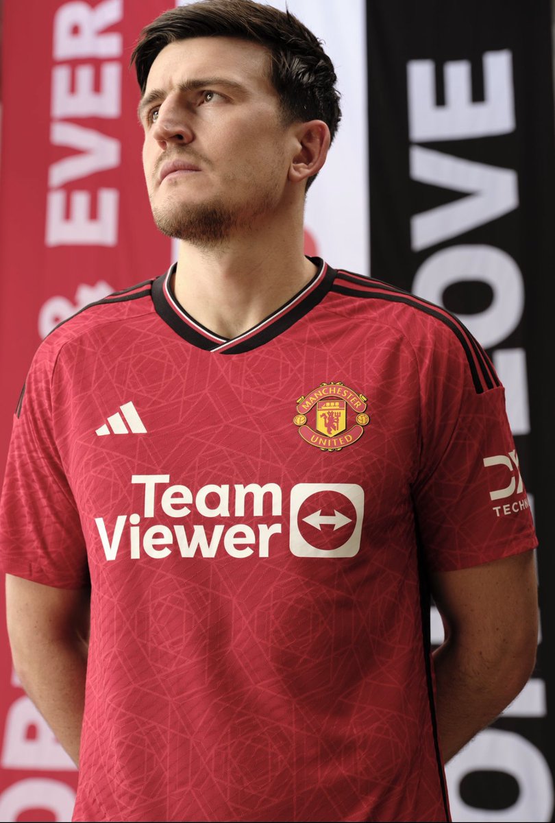 Notanintrovert9's tweet image. Ranking 4 Most popular football players (football Twitter)

🏮Cristiano Ronaldo
🏮Lionel Messi
🏮Neymar Jr
🏮Harry Maguire

Fact only👌