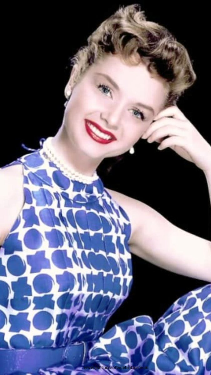 ✨🎵 The legendary Debbie Reynolds, an icon who continues to shine like a star in our hearts. 🌟🌈 Her timeless talent has left an indelible mark on Hollywood and will forever be remembered with love and admiration. 💖 #DebbieReynolds #HollywoodLegend  vist.ly/7vx7