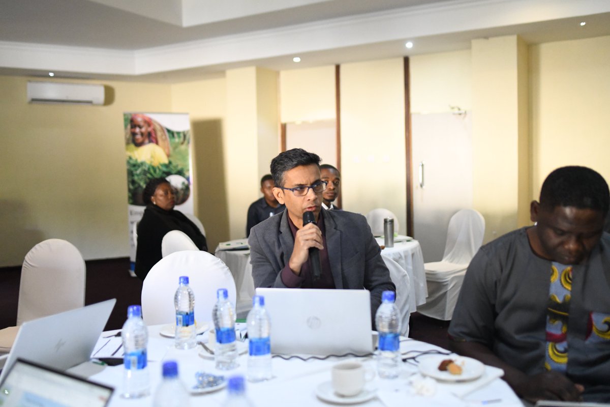 undpmalawi's tweet image. #HappeningNow

Stakeholder engagement for the project "Empowering Women and Youth in Agriculture in Malawi" to help raise awareness of the initiative &amp;amp; strategize ways to ensure more development impact.