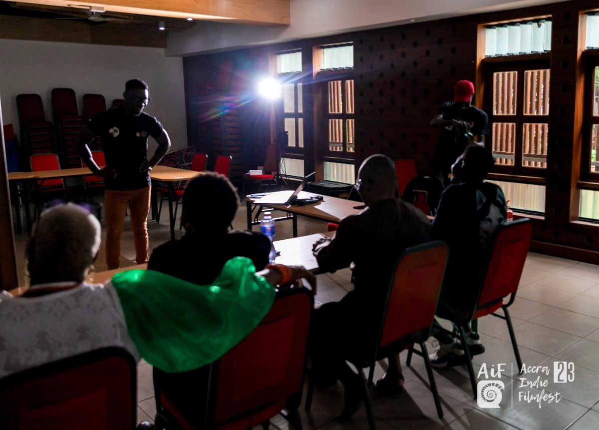 accraindiefilm1's tweet photo. If you missed out on our very first workshop for the festival on the topic "Directing Your First Short Film" this is how we had the kick off.

We look forward to seeing your works pretty soon!!

#AiF23 https://t.co/pwJwh5orXw