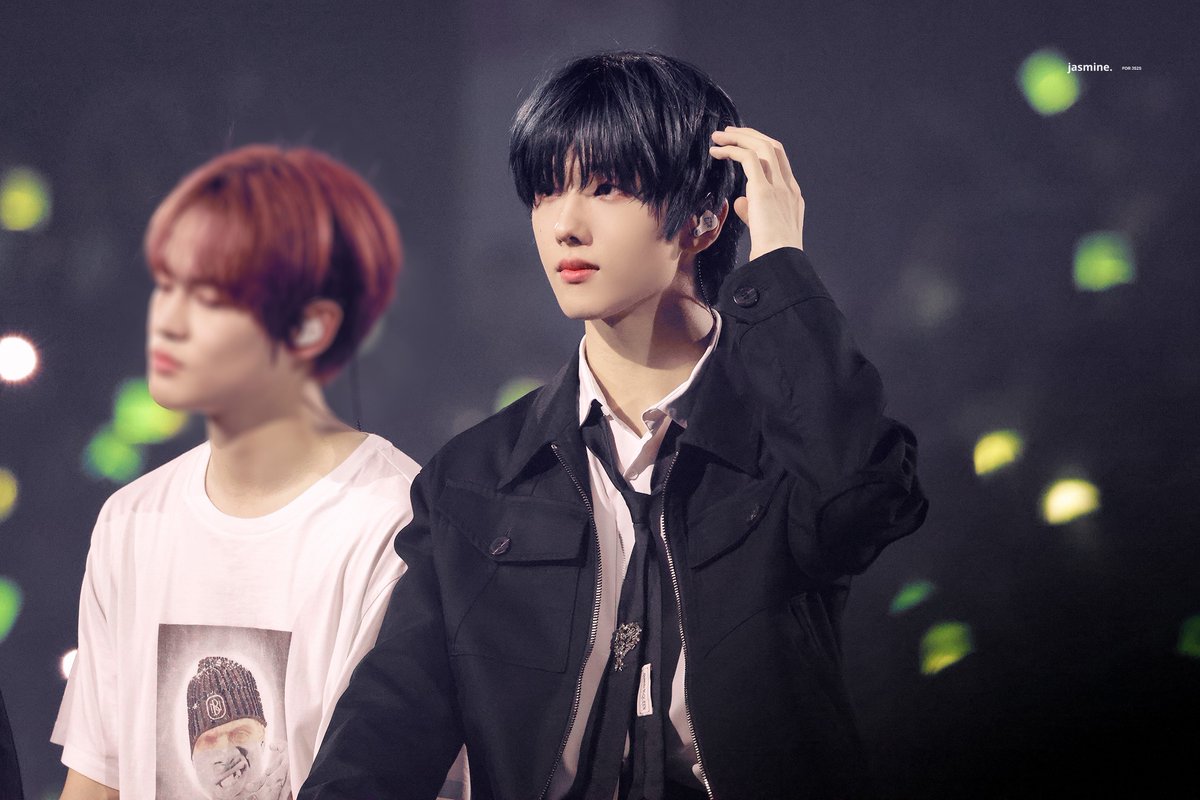 jisunqpawrk's tweet photo. the way jisung's beauty still got me in awe every single time https://t.co/gHwEQwVdgm