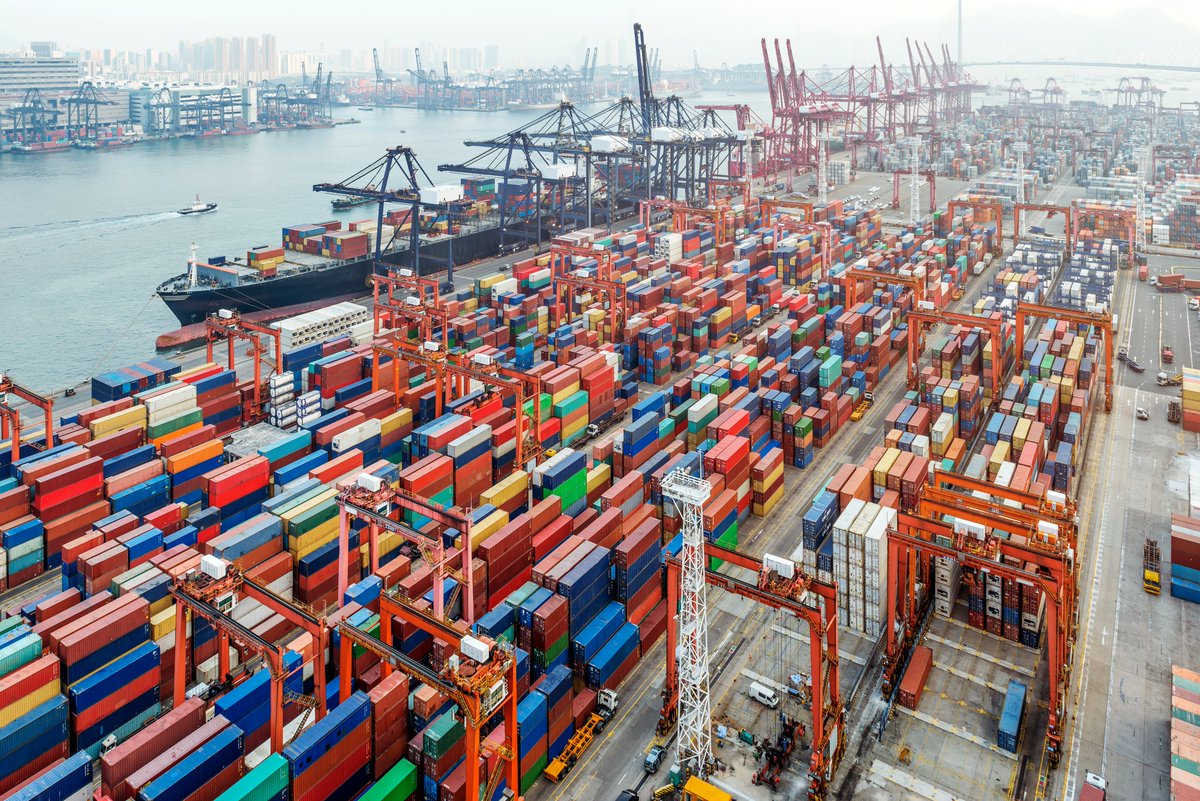 wartsilacorp's tweet photo. Post-Containergeddon, what new opportunities have been unlocked for the global #SupplyChain?

Leading experts shed light on how supply chains are transforming to become more agile &amp; resilient.
👉https://t.co/Xt2l0GKEeC

#containergeddon #BTLorg #digitalisation https://t.co/A09MWfUfc4