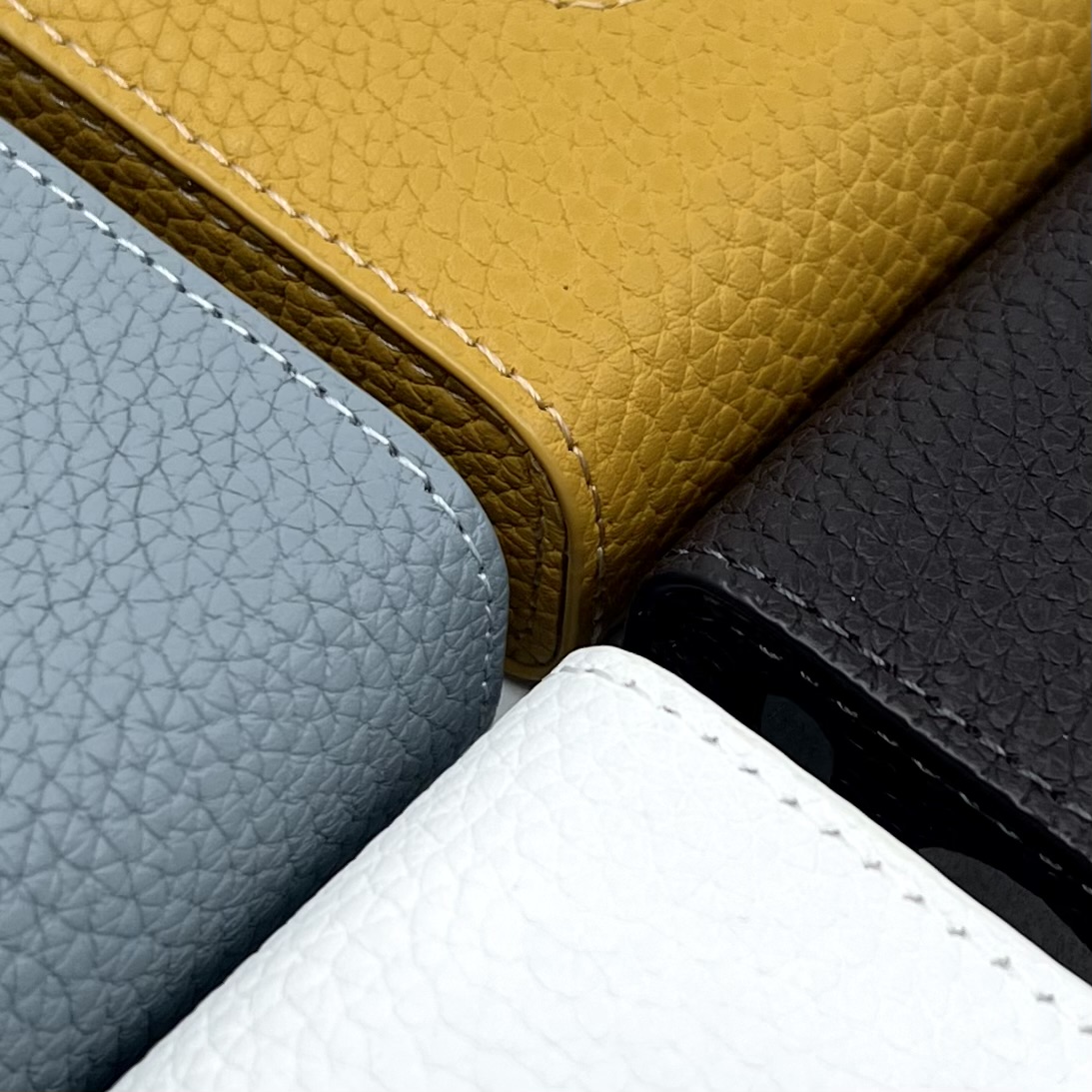 X ONE + CASE
I apologize for the delay in launching the X ONE case. Quality is the key, every stitch and thread counts.  Finally, it's here now. It comes with 4 colors to suit your everyday style.  ergo-healthtech.com/xone