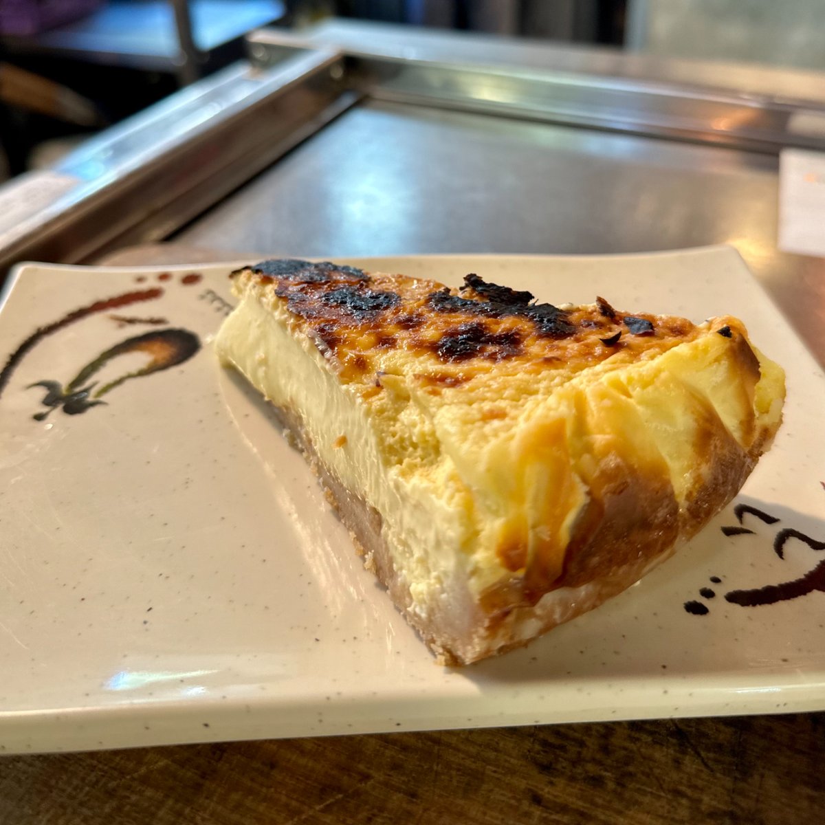 derzubar's tweet photo. ¿Sabes qué toca de postre?
Reserva aquí👉 https://t.co/k3VucAVCEr
#yuzu #postre #good #ñamñam #dessert #kungfood #bjsrestaurant #madrid #delish #tasty #onwednesday #ventepaaca #despuesdecomer #madridfood #comerenmadrid #esmiercoles #agosto #abiertoenagosto #agostoenmadrid https://t.co/Wcc967TZ3D