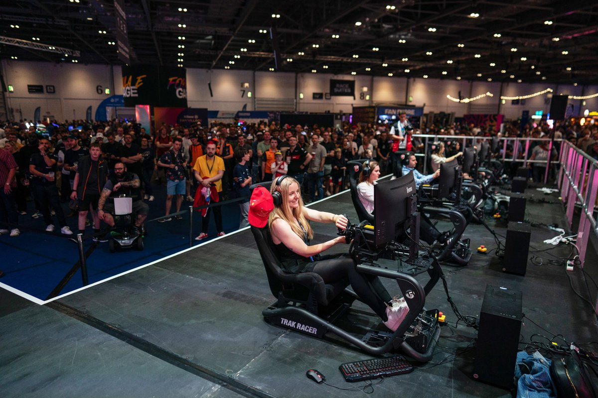 July was an absolute mad one! 5 race weekends in a row and only 7 days spent at home😅🏁 Now for a bit of downtime me thinks🤙