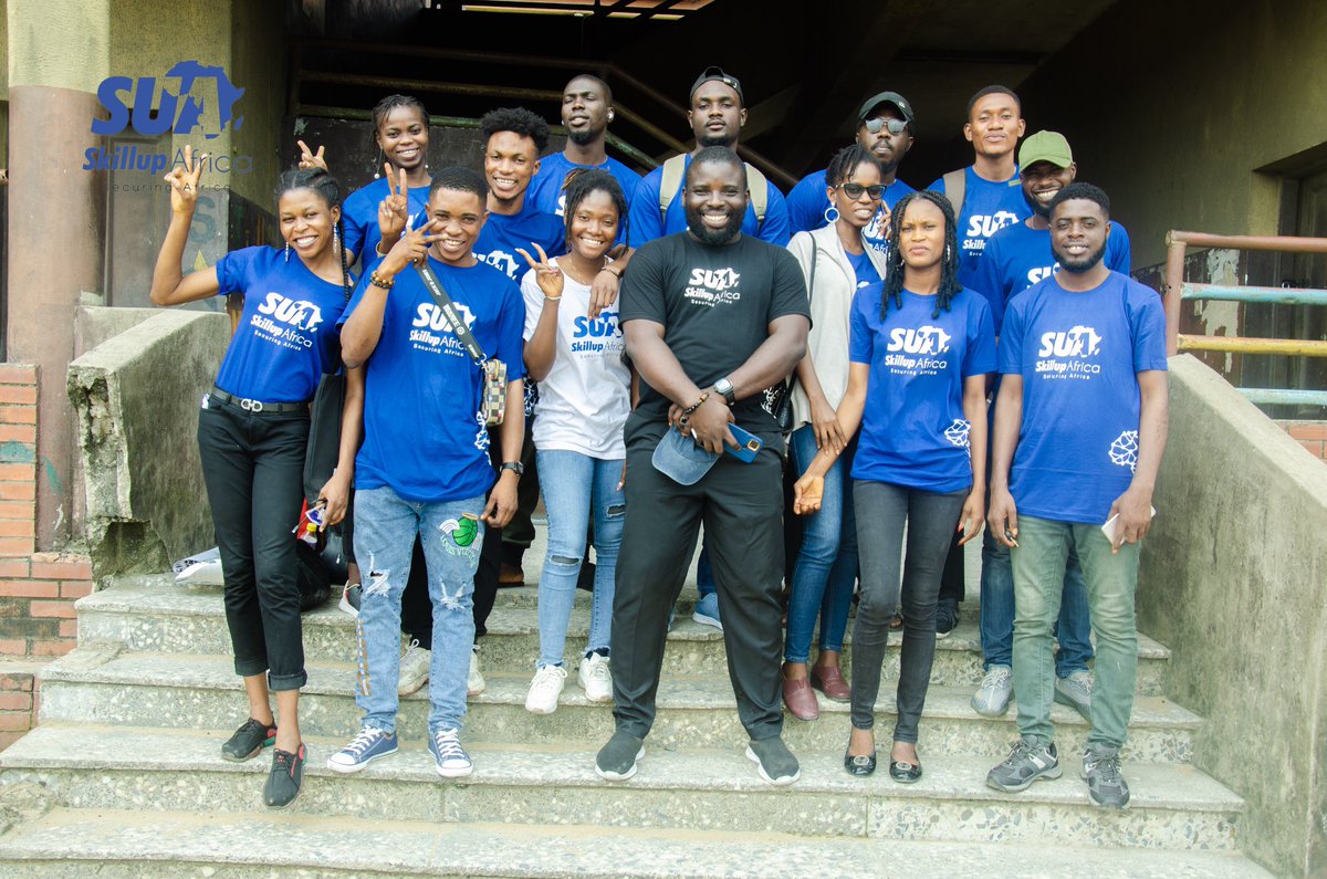 Skillup Africa's "Tech to the slum of Ijora Badia" was a success ✅
The trip was quite the adventure, a challenging experience yet a fulfilling one. 😇
We're looking forward to impacting more lives and communities with this initiative.💯
#techtoslums #skillupafrica #changinglives