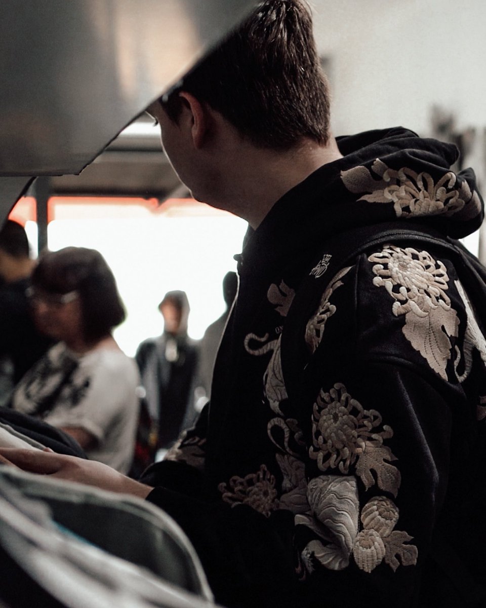 OnlyTheBlind's tweet image. London Sample Sale - open for one week only. Come down and visit us today @boxpark. Unit 15, 11am-7pm. #onlytheblind #samplesale #BOXPARK #shoreditch