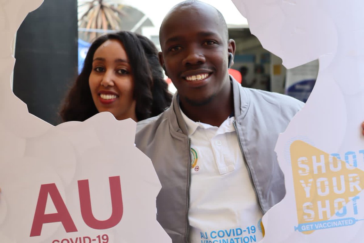 Tarehe 11 Agosti ni siku ya kutia chanjo ya COVID-19 Busia taxi park! @AUBingwa inaleta elimu na chanjo karibu nawe. Together , let us stand to make informed decisions about our health. <a href="/AbukayoM/">Abukayo Murunga</a>
