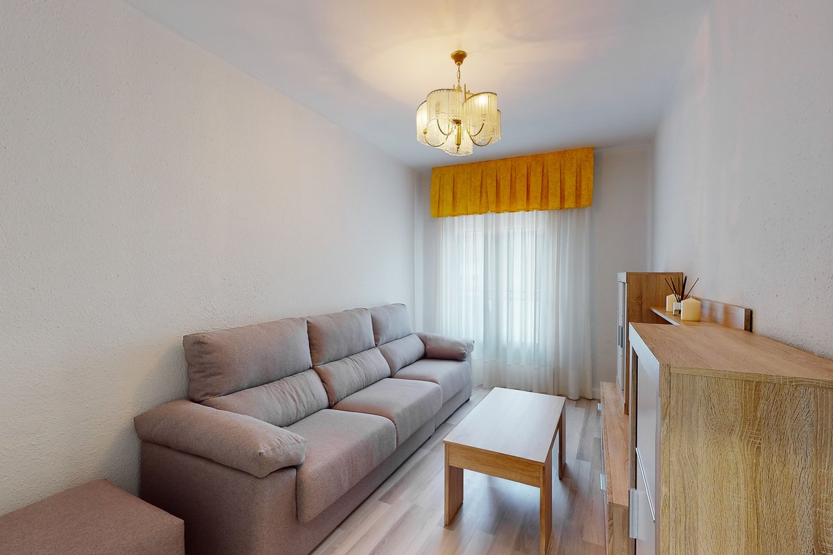 Inmo_DDC's tweet image. Sabíamos que este piso lo tenía todo para enamorar... ¡Y se vendió en un día!
Estaba en #Juslarocha, reformado y listo para su nueva familia ¡y la ha encontrado en tiempo récord!🥰
¿Quieres entrar en nuestra lista de demandantes prioritarios? ¡Click aquí!👉bit.ly/comprar-piso-D…