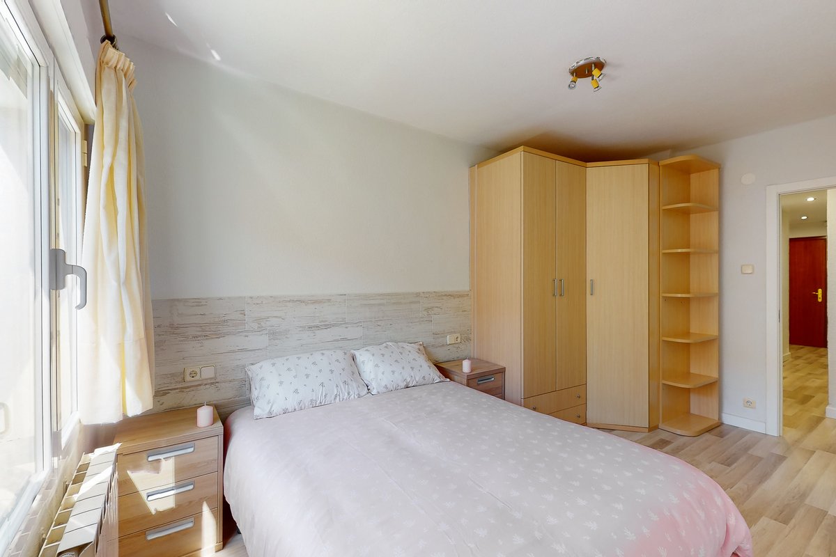 Inmo_DDC's tweet image. Sabíamos que este piso lo tenía todo para enamorar... ¡Y se vendió en un día!
Estaba en #Juslarocha, reformado y listo para su nueva familia ¡y la ha encontrado en tiempo récord!🥰
¿Quieres entrar en nuestra lista de demandantes prioritarios? ¡Click aquí!👉bit.ly/comprar-piso-D…