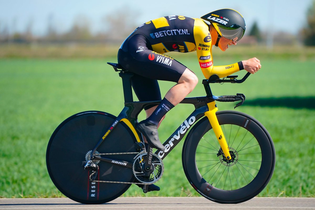 visma_lab_devo's tweet photo. 🏴󠁧󠁢󠁳󠁣󠁴󠁿 #GlasgowScotland2023 

Today is individual time trial day for the U23 riders at the worlds🌈. Loe van Belle takes the start at 16.00.45. https://t.co/XIUrk4qAPC