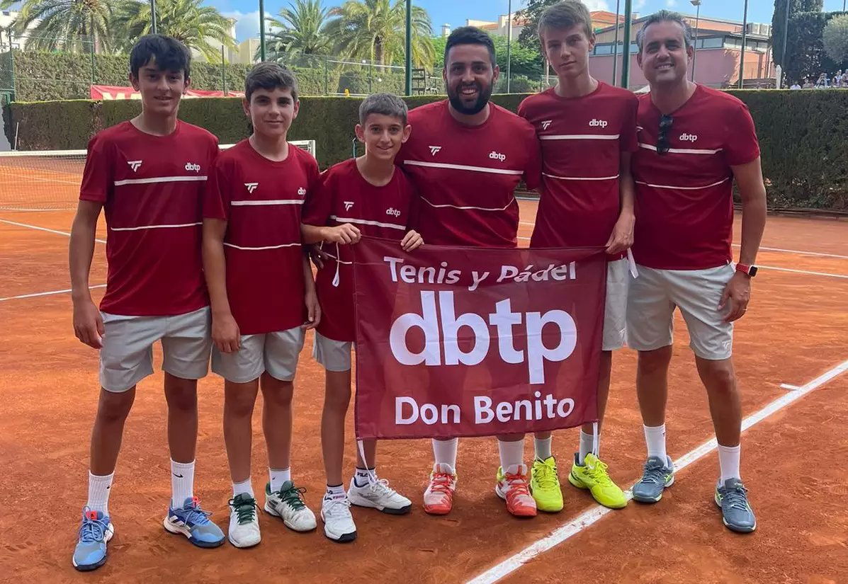 La Escuela de Tenis y Pádel Don Benito participa en el Campeonato de España nuestracomarca.com/deportes/14721…