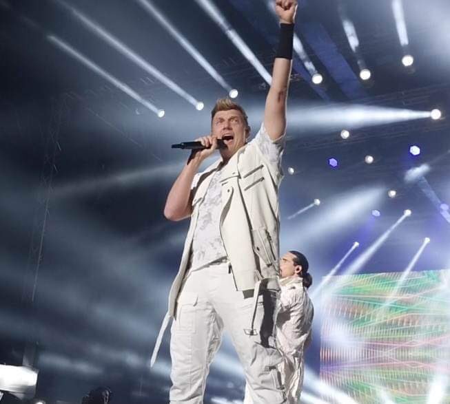 lamia_bsbegypt's tweet photo. The #DNAalbum was just genius🔥
It kept the @backstreetboys image but with more modern & mature music,that’s why it touched us the 90s loyal fans & the younger audience that just got introduced to #BSB 🎶
Thank you #Backstreetboys for all your hard work🙏🏻❤️
#DNAworldtour #BSB30 https://t.co/kDMmQfGaIe