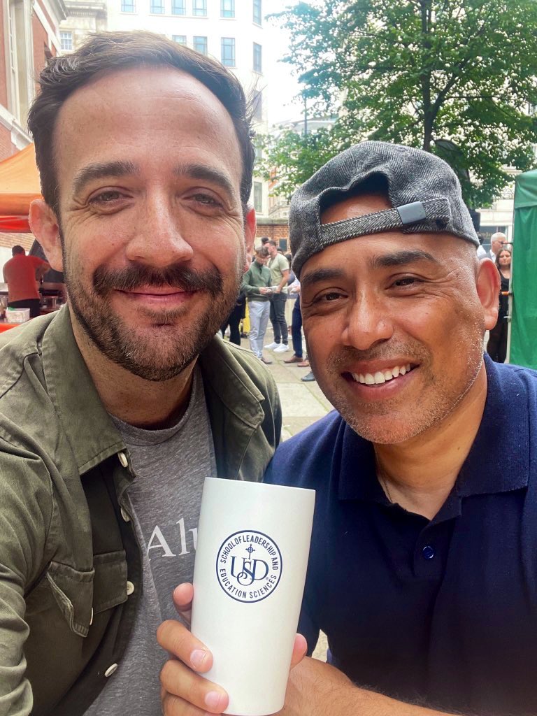 MillennialTweet's tweet photo. Such a pleasure to see my dear friend + old classmate, Dr. Pedro Flores, in London last week for an afternoon coffee on the tail end of his European holiday — treasured time for both mind + spirit! https://t.co/qfOcQSqUR6