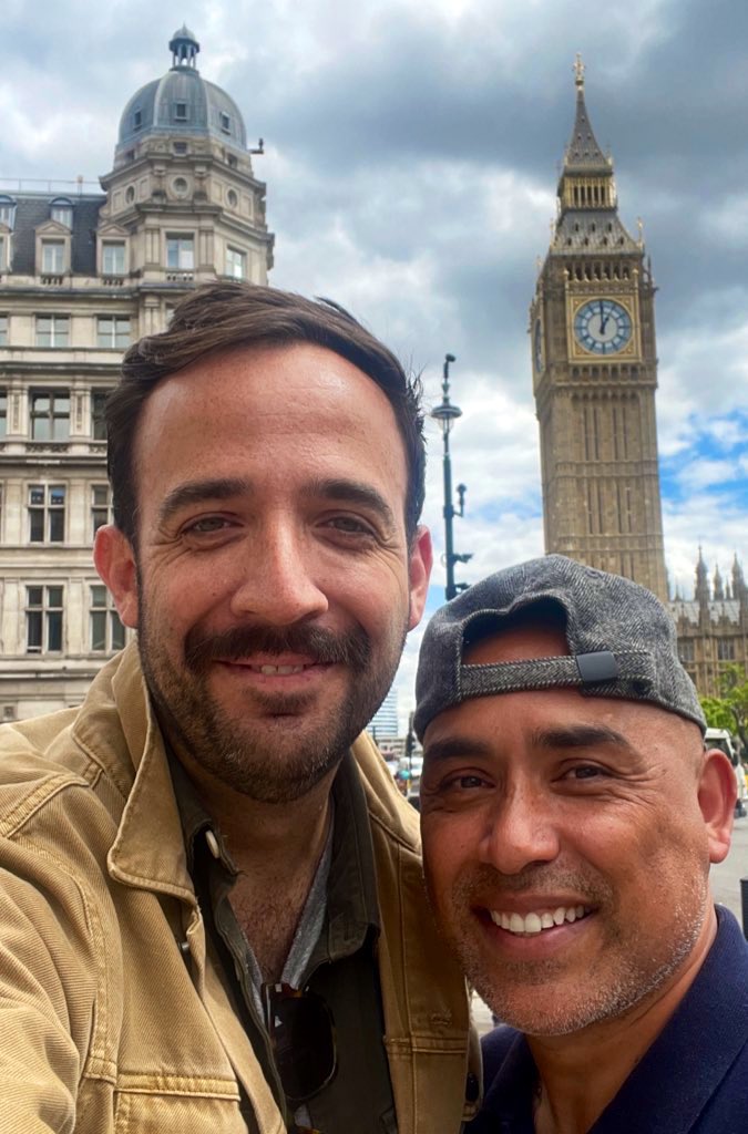 MillennialTweet's tweet photo. Such a pleasure to see my dear friend + old classmate, Dr. Pedro Flores, in London last week for an afternoon coffee on the tail end of his European holiday — treasured time for both mind + spirit! https://t.co/qfOcQSqUR6
