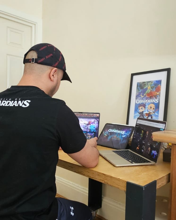 firebolt6887's tweet photo. Playing the @GuildOfGuardian playtest was a delightful treat. This got me multitasking!

✅️ checking the website for updates
✅️ dual platform gaming (IOS and android)
✅️ sniping the @Immutable marketplace for great deals
✅️ enjoying the self-made GoG merchandizes

#GOGBC https://t.co/s1Q35Rf3Tx