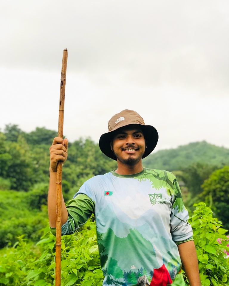 MahmudShareef10's tweet photo. Connecting the wonders of the natural world. ⛰️🌱🌧️ https://t.co/2oKwLR9dVd
