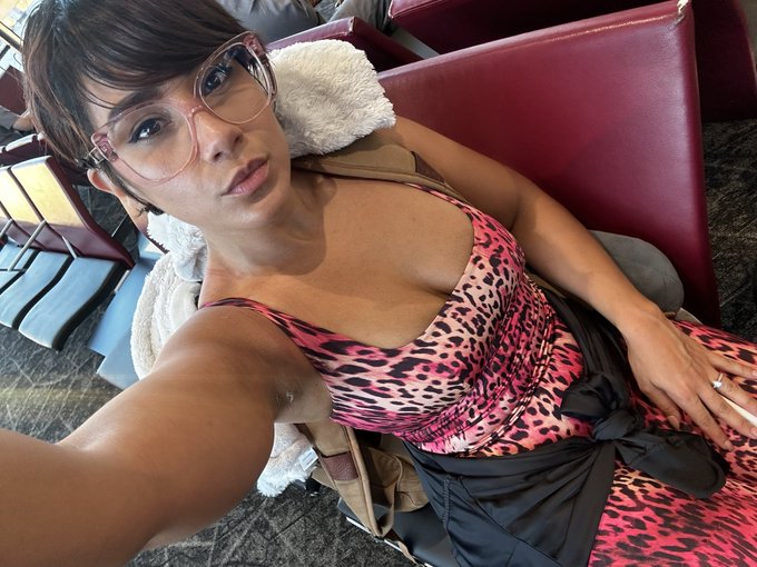 #fetcon here I come!! https://t.co/54kzvXWjyJ<a href="/tag/fetcon"class="tags">#fetcon</a>